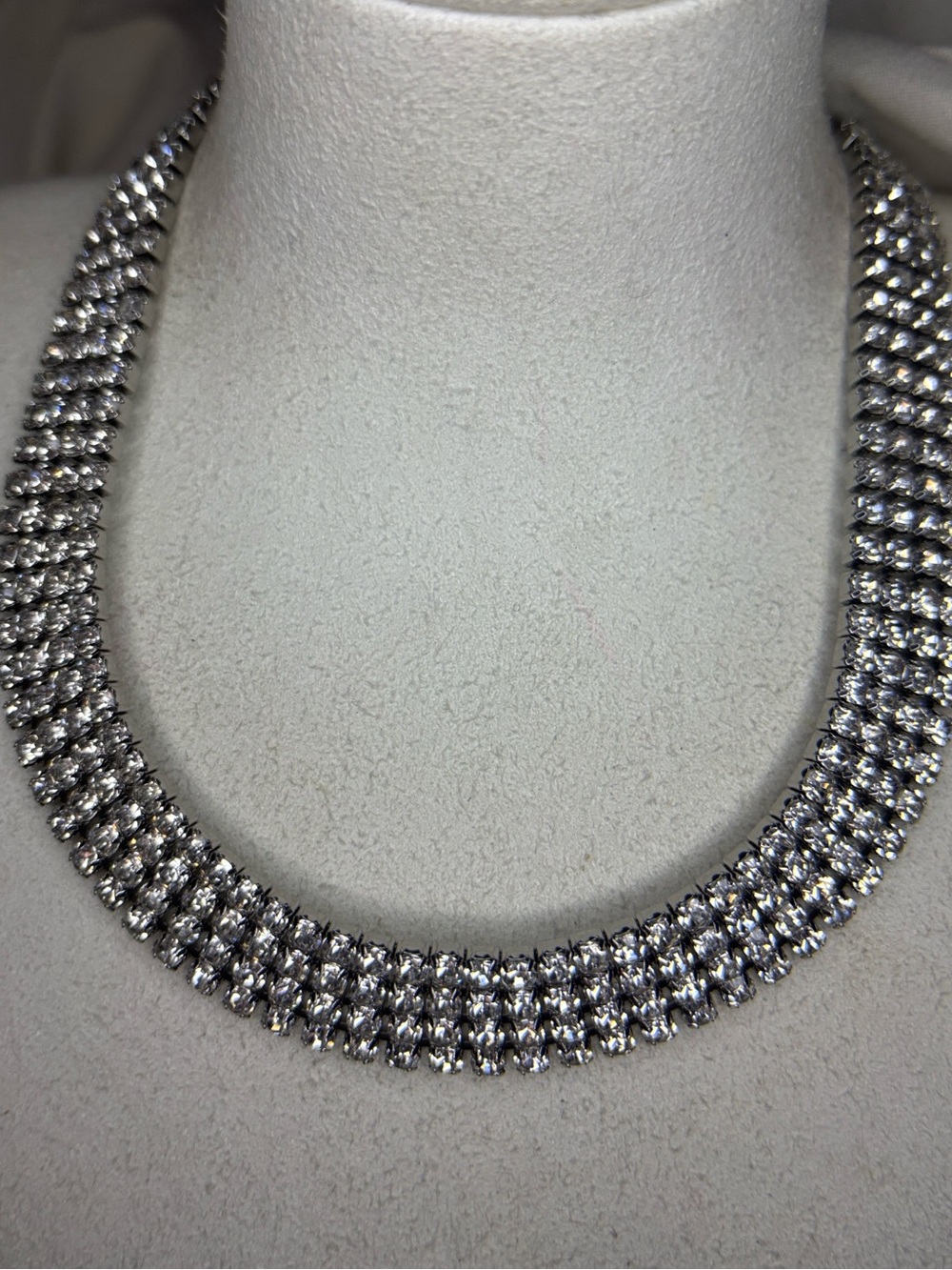Classic Silver-Tone Crystal Tennis choker short Necklace